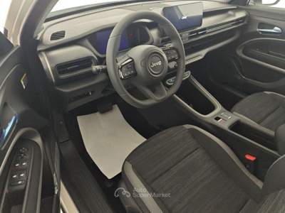 Jeep Avenger 1.2 Turbo 110 CV MHEV Longitude Bianco usata Capua