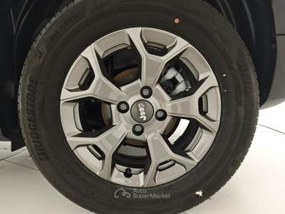 Jeep Avenger 1.2 Turbo 110 CV MHEV Longitude Bianco usata Capua