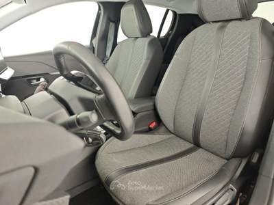Peugeot 208 PureTech 100 Stop&Start 5 porte Allure Nero usata Capua