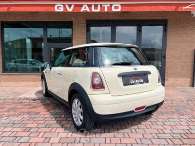 MINI Clubman one usata Pozzonovo