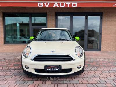 MINI Clubman one usata Pozzonovo
