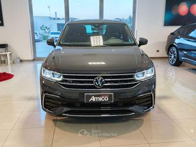 Volkswagen Tiguan Allsp.2.0 TDI SCR DSG 4MOT R-Line Grigio usata San Michele Salentino
