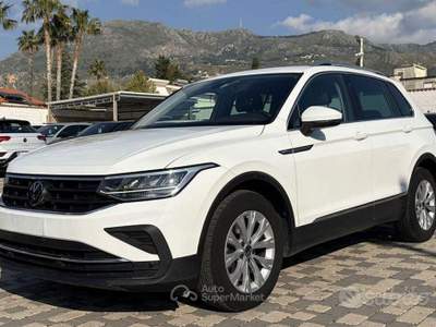 Volkswagen Tiguan Life 2.0 TDI 122CV usata Partinico