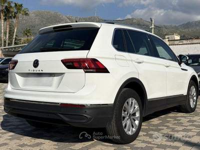 Volkswagen Tiguan Life 2.0 TDI 122CV usata Partinico