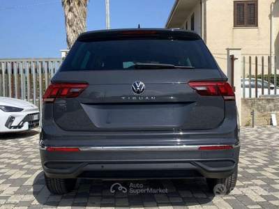 Volkswagen Tiguan Life 2.0 TDI 122 CV usata Partinico