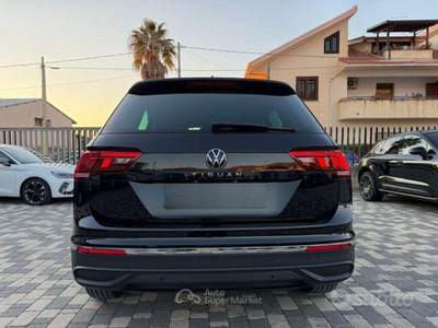 Volkswagen Tiguan Life 2.0 TDI 122 CV usata Partinico