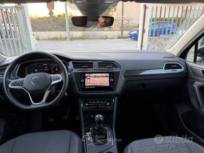 Volkswagen Tiguan Life 2.0 TDI 122 CV usata Partinico