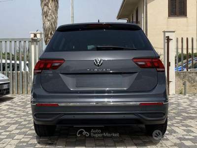 Volkswagen Tiguan Life 2.0 TDI 150CV DSG usata Partinico