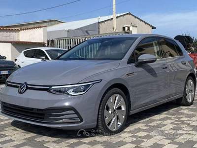 Volkswagen Golf 8 Style 2.0 TDI 150 CV DSG usata Partinico