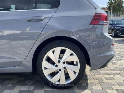 Volkswagen Golf 8 Style 2.0 TDI 150 CV DSG usata Partinico