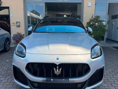 Maserati Grecale V6 530 CV AWD Trofeo usata Alseno