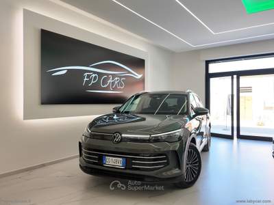 Volkswagen Tiguan Tiguan 2.0 TDI 150 CV DSG Elegance usata Cerignola