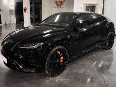 Lamborghini Urus Urus 4.0 V8 auto Nero usata San Benedetto del Tronto