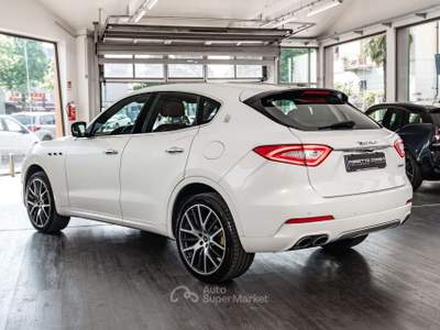 Maserati Levante Levante 3.0 V6 430cv auto Bianco usata Sesto San Giovanni