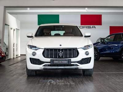 Maserati Levante Levante 3.0 V6 430cv auto Bianco usata Sesto San Giovanni