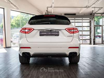 Maserati Levante Levante 3.0 V6 430cv auto Bianco usata Sesto San Giovanni