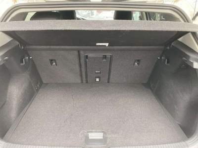 Volkswagen Golf 2.0 TDI 1st Edition Life Bianco usata Rivignano Teor