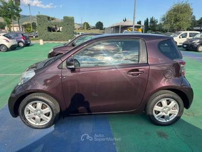 Toyota iQ GPL E AUTOMATICA Lilla usata Aquino