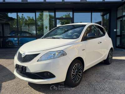 Lancia Ypsilon 1.0 FireFly GOLD *HYBRID* OTTIME CONDIZIONI! Bianco usata Torino