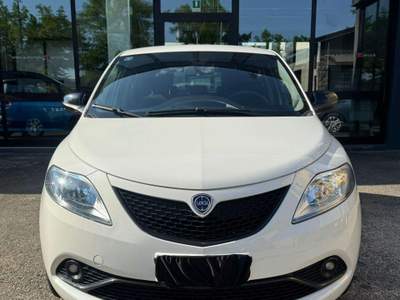 Lancia Ypsilon 1.0 FireFly GOLD *HYBRID* OTTIME CONDIZIONI! Bianco usata Torino