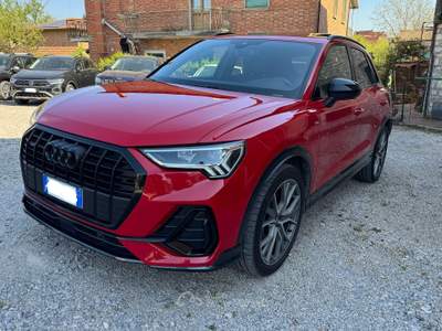 Audi Q3 Audi Q3 40 TDI 190CV Quattro SLine STronic Black Line Tetto Rosso usata Torrita di Siena