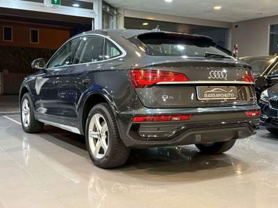 Audi Q5 Sportback 40 2.0 tdi mhev 12V Business Advanced quattro s-tronic Grigio usata Cassola