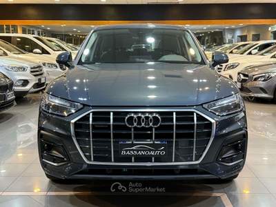 Audi Q5 Sportback 40 2.0 tdi mhev 12V Business Advanced quattro s-tronic Grigio usata Cassola