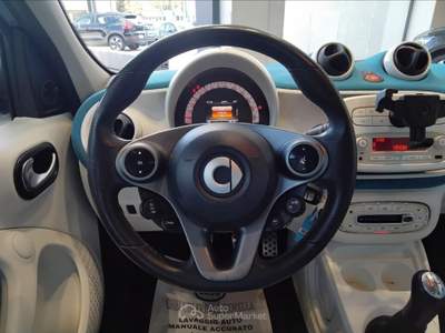 Smart ForFour 1.0 Passion Bianco usata Lucca