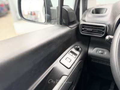 Citroen Berlingo 1.5 Diesel 100CV E6 Neo - 2022 Bianco usata Roma