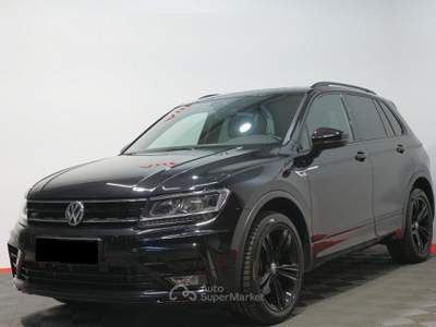 Volkswagen Tiguan 2020 Volkswagen Tiguan R-Line 4Motion ACC LED Panorama 360°CAM Nero usata Pancalieri