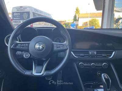 Alfa Romeo Giulia 2.2 t Super Business 160cv auto UNICO PROPRIETARIO BELLISSIMA Nero usata Cesano Maderno