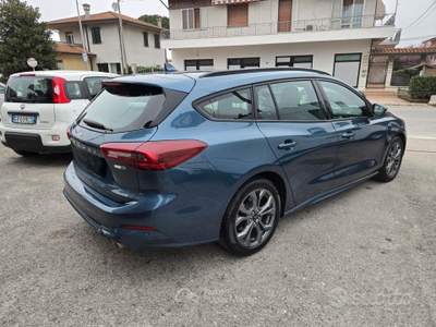 Ford Focus SW 1.0 ST-LINE EDITION 125 cv HYBRID IV usata Santarcangelo di Romagna