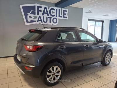 Kia Stonic 110 CV Urban Grigio usata Oleggio
