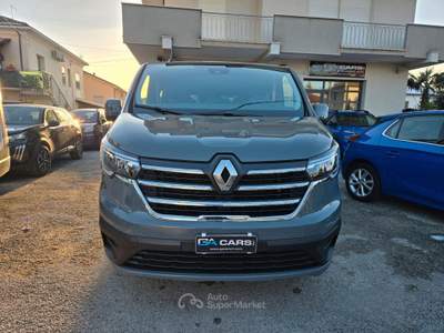 Renault Trafic PASSENGER BLUE dCi 150CV PL-TN EQUI usata Santarcangelo di Romagna