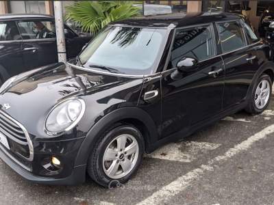 MINI Cooper Mini 1.5 Cooper D Boost 5 porte Nero usata Fagnano Olona