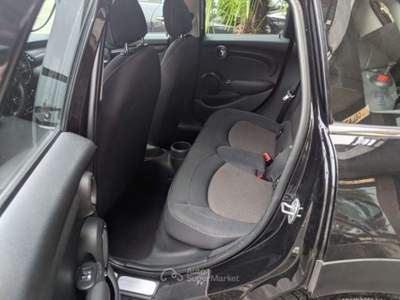 MINI Cooper Mini 1.5 Cooper D Boost 5 porte Nero usata Fagnano Olona