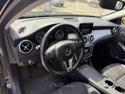 Mercedes-Benz GLA Mercedes-Benz GLA 180X156 2014 d (cdi) Premium auto Nero usata Terranuova Bracciolini