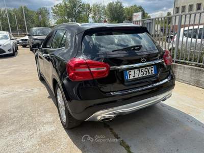 Mercedes-Benz GLA Mercedes-Benz GLA 180X156 2014 d (cdi) Premium auto Nero usata Terranuova Bracciolini