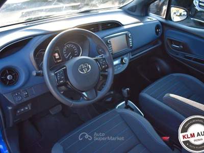 Toyota Yaris 1.5 Hybrid 5 porte Style *TETTO PANO* Blu/Azzurro usata Roma