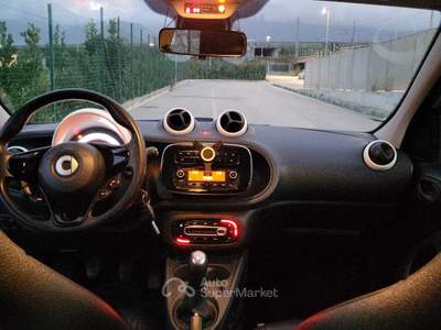 Smart ForFour CITYCAR NEOPATENTATI EURO 6 Bianco usata SCAFATI