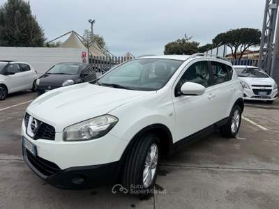Nissan Qashqai DPF Tekna Bianco usata Qualiano
