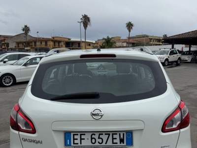 Nissan Qashqai DPF Tekna Bianco usata Qualiano