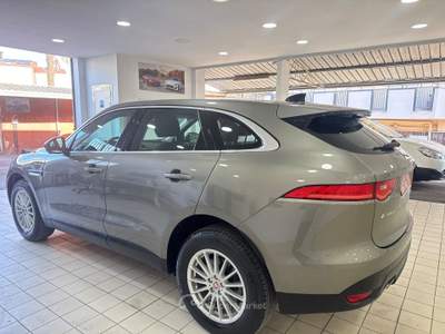 Jaguar F-Pace 2020 180 cv portfolio Bronzo usata Qualiano