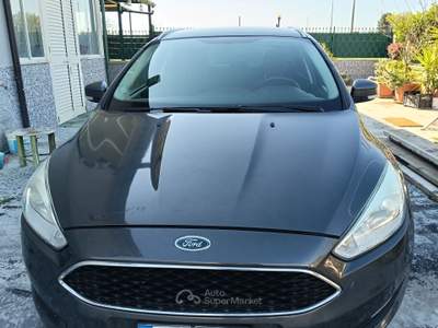 Ford Focus null usata Foggia