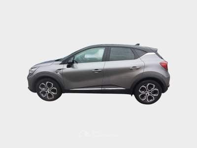 Renault Captur 1.6 E-Tech hybrid Techno Fast Track 145cv auto Grigio usata Pisa