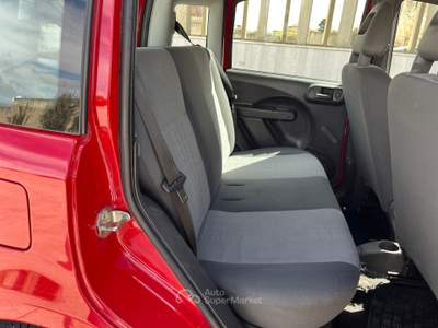 Fiat Panda 77cv Benzina - Metano 2012 Rosso usata Gravina in Puglia