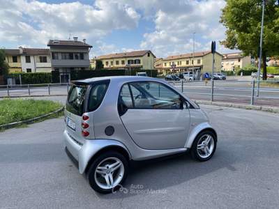 Smart ForTwo 0.7 Passion 61cv NEOPATENTATI Argento usata Treviglio