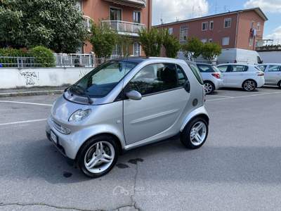 Smart ForTwo 0.7 Passion 61cv NEOPATENTATI Argento usata Treviglio