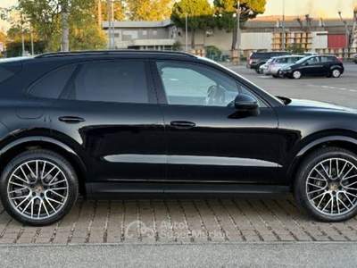 Porsche Cayenne turbo 4x4 Nero usata Forlì
