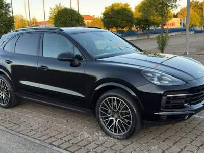 Porsche Cayenne turbo 4x4 Nero usata Forlì